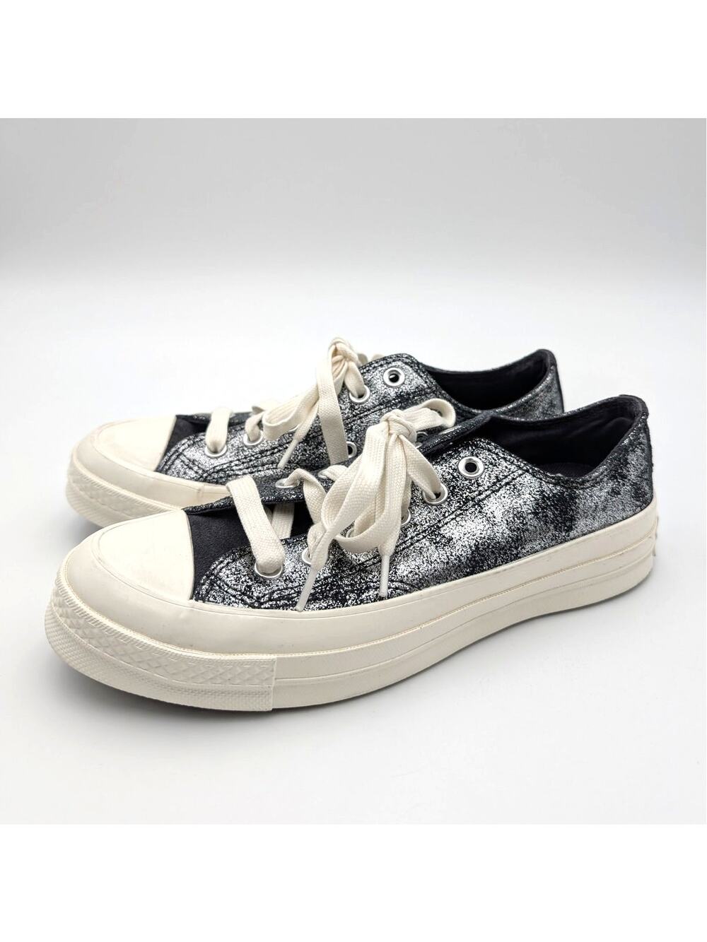 Converse Chuck 70 Low Top Sneaker Unisex Dark Silver Sz USW7.5/M5.5 EU38